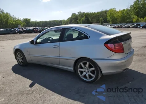 2004 Mercedes-Benz C 230K Sport Coupe из США, поврежденный, VIN WDBRN40J94A548568